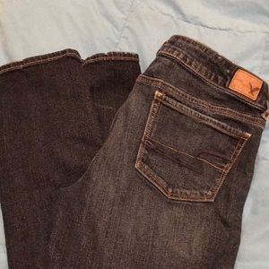 American Eagle AE jeans SZ 10 short like new